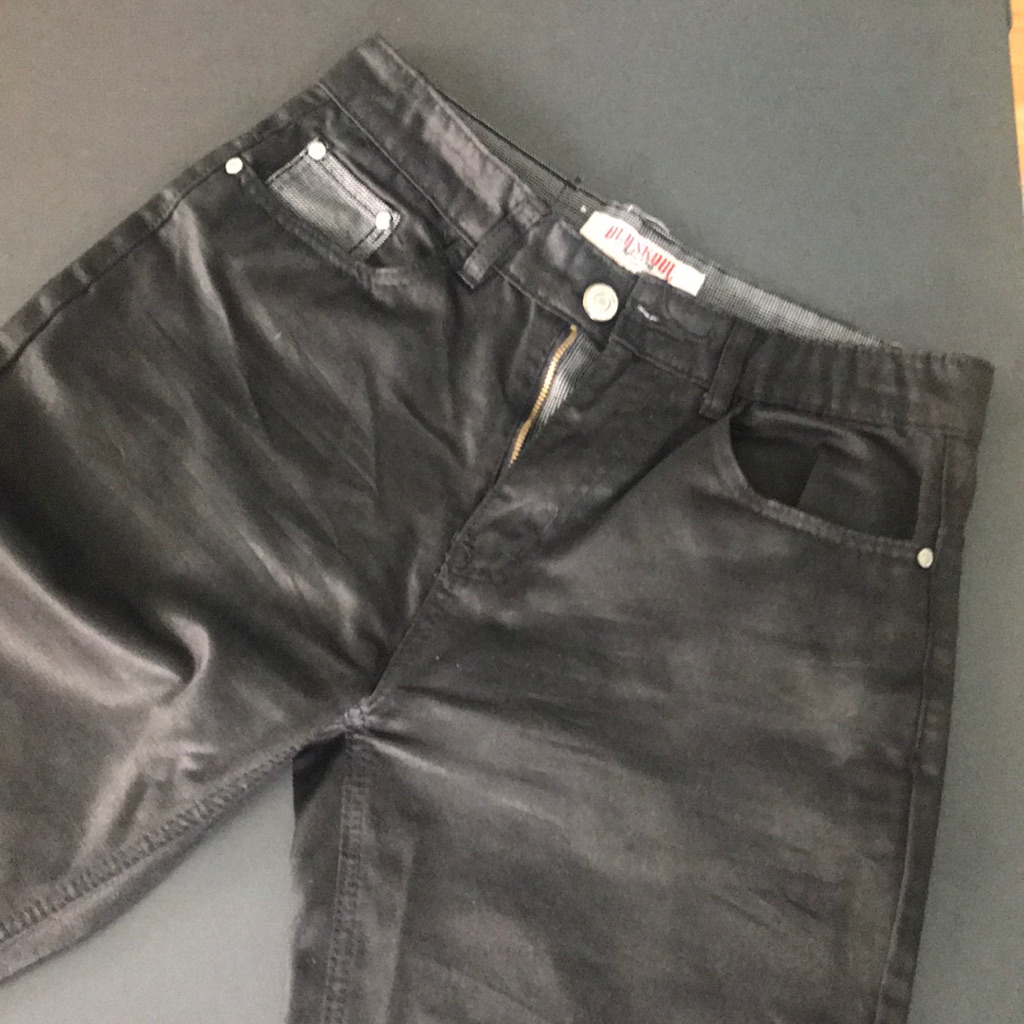 Old Skool Size 30 Waist Black Jeans